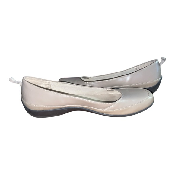 Womens Life Stride Soft System Cream Small Short Wide Shoes Size : 8.5M - Picture 2 of 11